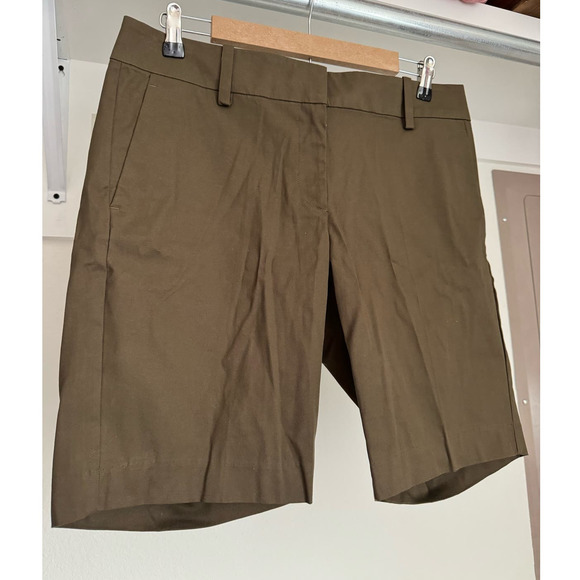 NWT Ann Taylor The 10" Short Olive Green Size 8 - Picture 3 of 7